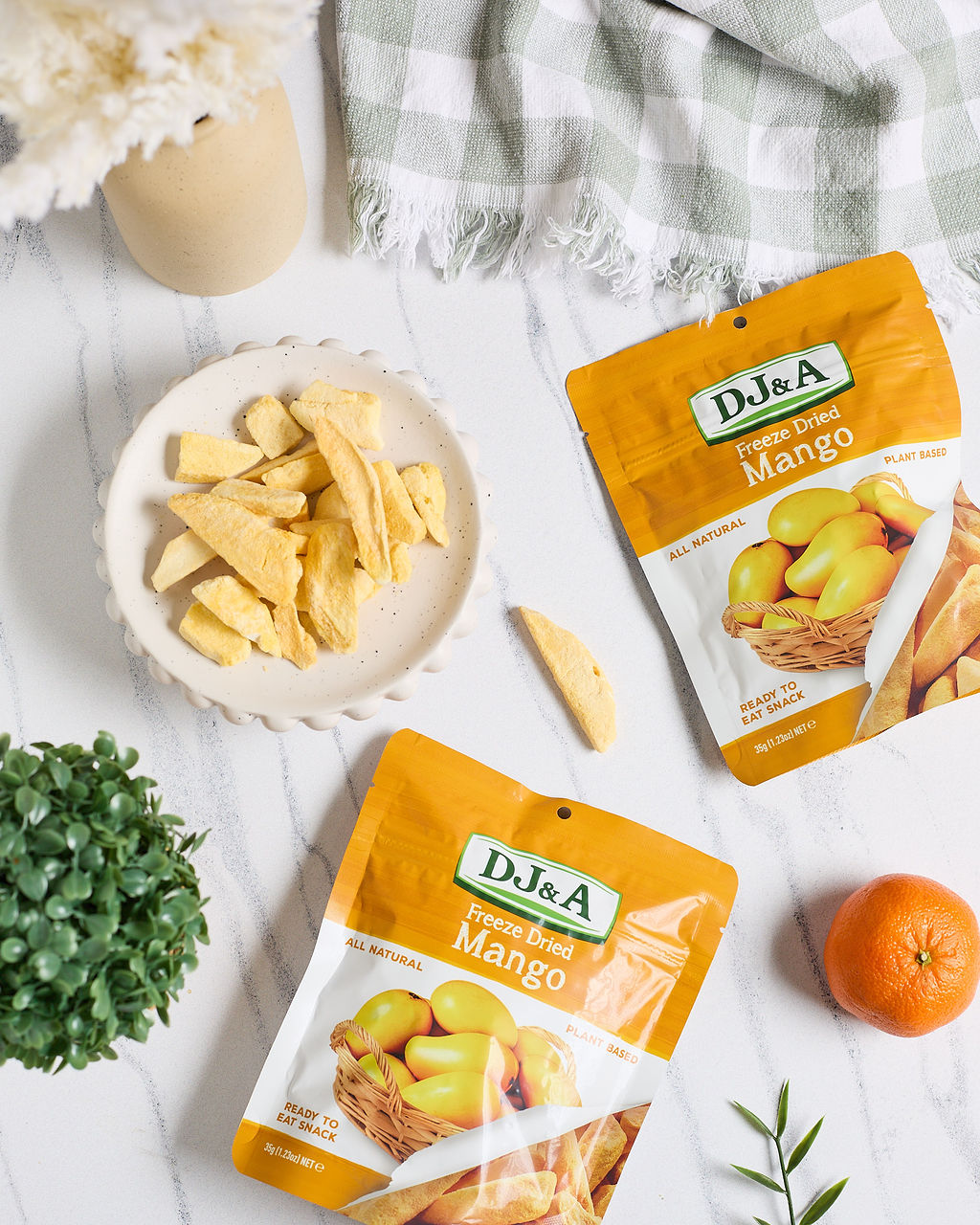 DJ & A Freeze Dried Mango 10 x 35g